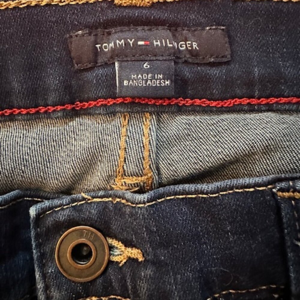 Tommy Hilfiger Medium Wash Skinny Fit Jean - Sz 6 - Picture 9 of 13